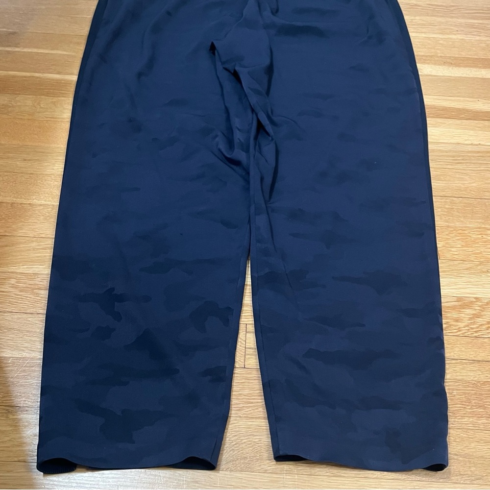 Athleta Brooklyn Ankle Pant Camo 16 - Picture 10 of 15